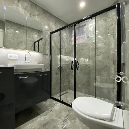 Apartment In The Heart Of The Istanbul
