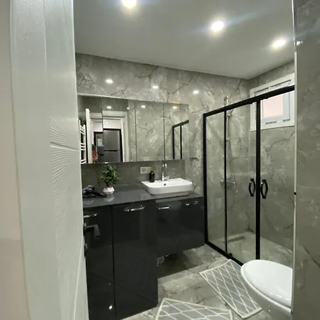 Apartment In The Heart Of The